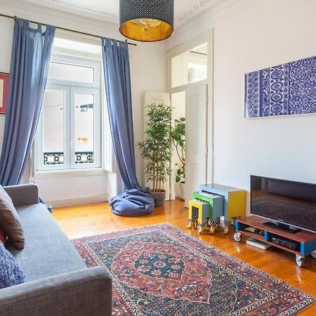 Bright 2 Bedroom Apt 100M From Av. Liberdade リスボン エクステリア 写真