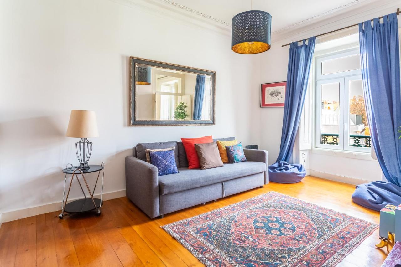 Bright 2 Bedroom Apt 100M From Av. Liberdade リスボン エクステリア 写真