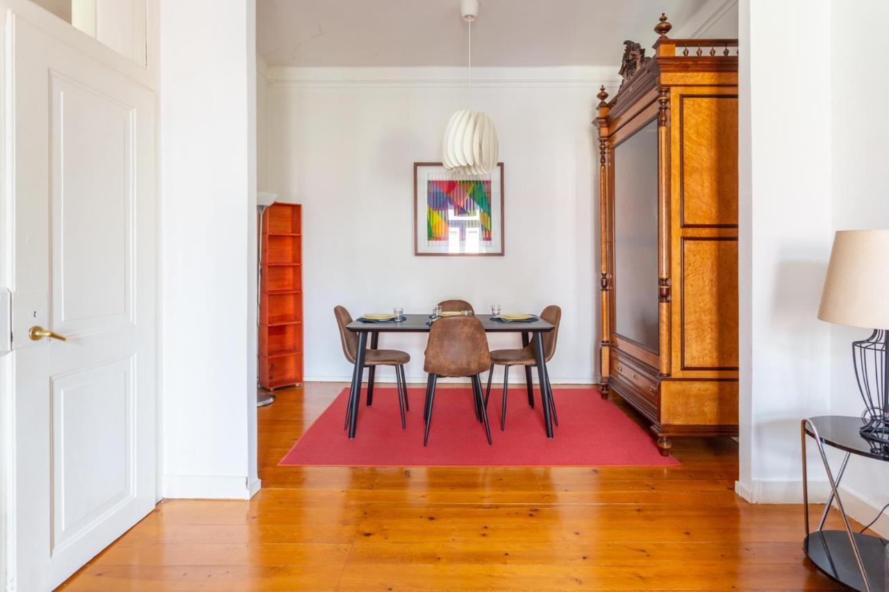 Bright 2 Bedroom Apt 100M From Av. Liberdade リスボン エクステリア 写真
